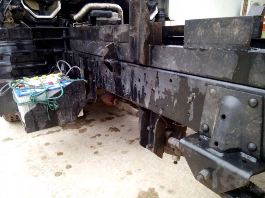 รถดั้มเครื่อง120 4HF1. รถพร้อมใช้แอร์เย็นรถเซียงกงไม่มีทะเบียนครับ