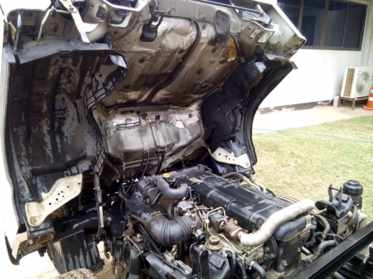 รถดั้มเครื่อง120 4HF1. รถพร้อมใช้แอร์เย็นรถเซียงกงไม่มีทะเบียนครับ