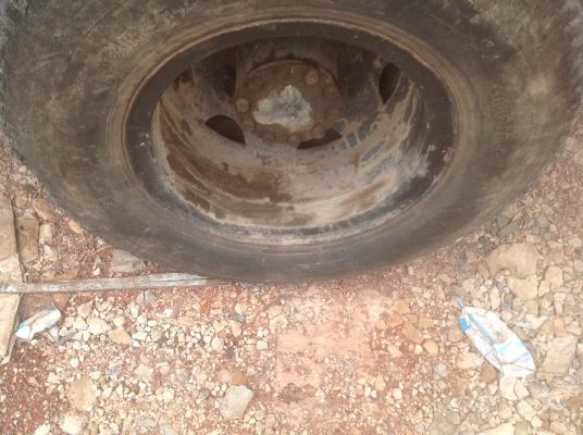 หกล้อ NPR 115เฟืองท้าย F พวงมาลัยเพาเวอร์ 4BD1เทอรโบ ดาวน์ 100000