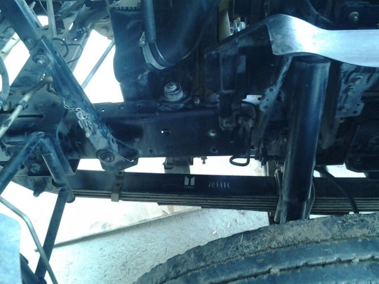 ขาย6ล้อNPR150หัวตึกกระบะ ยาว5เมตร ปี52 ขาย6ล้อNPR150หัวตึกกระบะ ยาว5เมตร ปี52