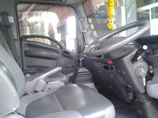 ขาย6ล้อNPR150หัวตึกกระบะ ยาว5เมตร ปี52 ขาย6ล้อNPR150หัวตึกกระบะ ยาว5เมตร ปี52