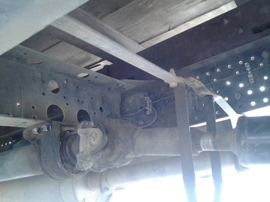 ขาย6ล้อNPR150หัวตึกกระบะ ยาว5เมตร ปี52 ขาย6ล้อNPR150หัวตึกกระบะ ยาว5เมตร ปี52