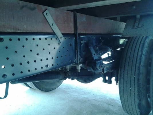 ขาย6ล้อNPR150หัวตึกกระบะ ยาว5เมตร ปี52 ขาย6ล้อNPR150หัวตึกกระบะ ยาว5เมตร ปี52