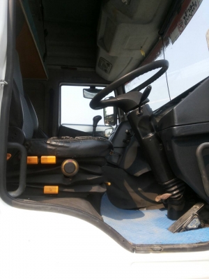 ขายรถหัวลาก ยี่ห้อ DONGFENG รุ่น EQ4250VF-303 ขายรถหัวลาก ยี่ห้อ DONGFENG รุ่น EQ4250VF-303
