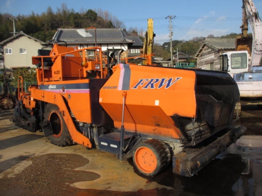 รถปูยาง NIGATA  NFB63W  NFB6W2-01** ปี 2001  Tel : 098-858-5524 สามภพ ครับ