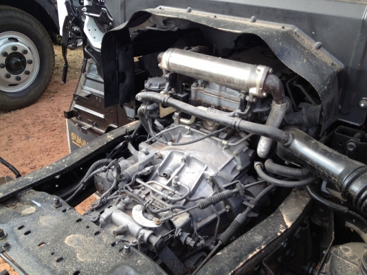 ขาย NPR หัวการ์ตูนตัวใหม่ เครื่อง 4HL 150 แรงม้ายาง 825 ขอบ 16 นิ้ว พร้อมทะเบียนค่ะ