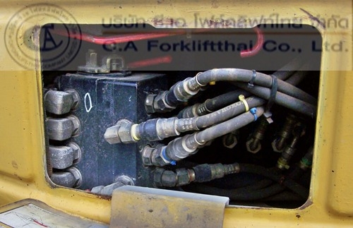 ขายรถขุด แบคโฮ KOMATSU รุ่น PC30MR-2