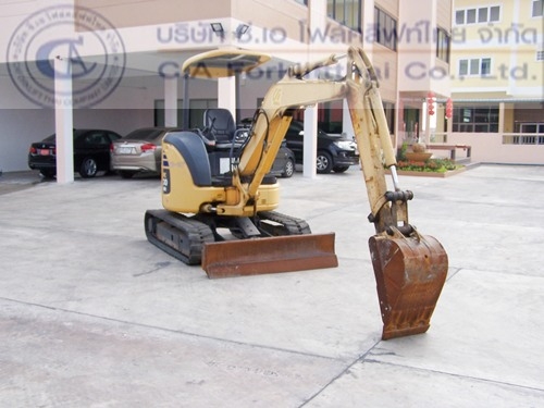 ขายรถขุด แบคโฮ KOMATSU รุ่น PC30MR-2