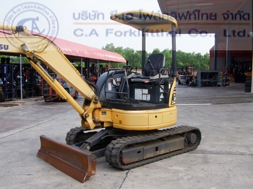 ขายรถขุด แบคโฮ KOMATSU รุ่น PC30MR-2