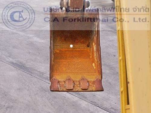 ขายรถขุด แบคโฮ KOMATSU รุ่น PC30MR-2