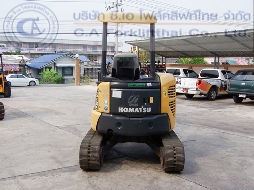 ขายรถขุด แบคโฮ KOMATSU รุ่น PC30MR-2