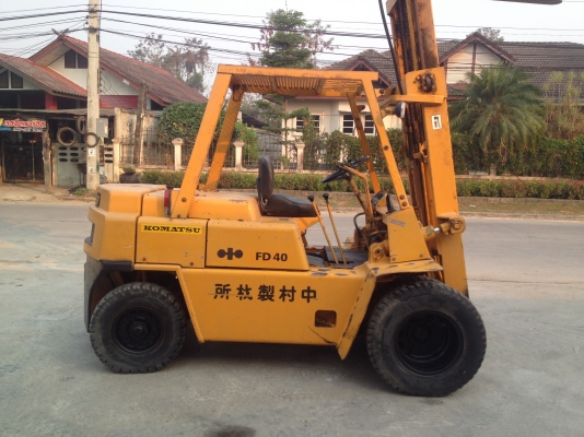 ถูกๆดีๆมีที่นี่ ฟอร์คลิฟต์ KOMATSU FD-40 ถูกๆดีๆมีที่นี่ ฟอร์คลิฟต์ KOMATSU FD-40