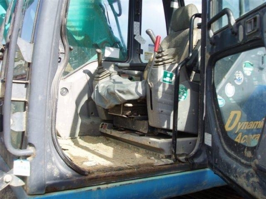 รถขุด KOBELCO SK200-6ES  S/N YN10-39881  8262HR  รถนอกนำเข้าจากญี่ปุ่น รถเข้าเดือนหน้าครับ