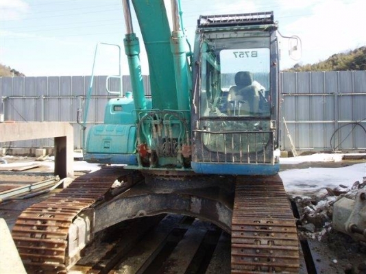รถขุด KOBELCO SK200-6ES  S/N YN10-39881  8262HR  รถนอกนำเข้าจากญี่ปุ่น รถเข้าเดือนหน้าครับ
