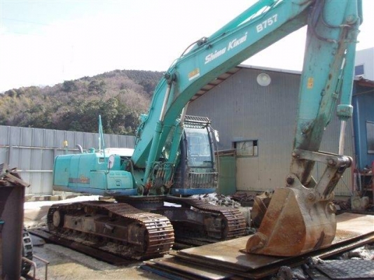 รถขุด KOBELCO SK200-6ES  S/N YN10-39881  8262HR  รถนอกนำเข้าจากญี่ปุ่น รถเข้าเดือนหน้าครับ