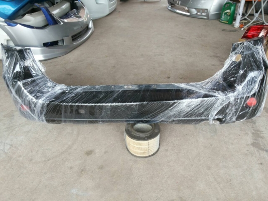 กันชนหลัง ฟอจูเนอร์ ตัวแรก สีดำของแท้ ถอดพร้อมใช้งาน