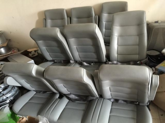 เบาะรถตู้