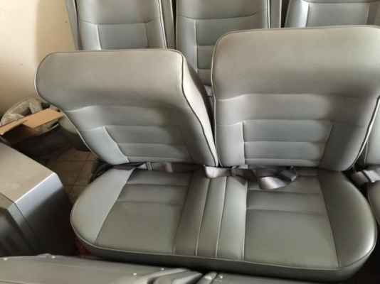 เบาะรถตู้