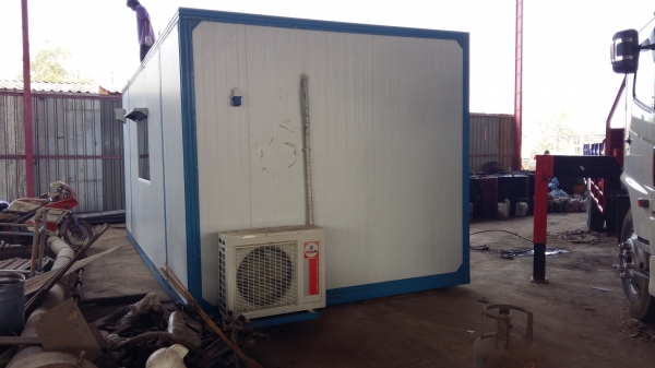 ยกลงจากเครนขายกันเลย สภาพนี้สดๆ 98\% ยกลงจากเครนขายกันเลย สภาพนี้สดๆ 98\%