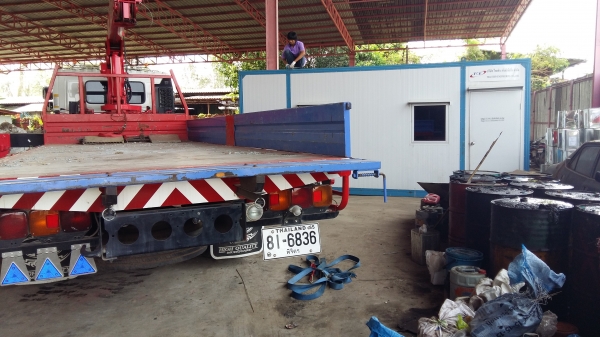 ยกลงจากเครนขายกันเลย สภาพนี้สดๆ 98\%