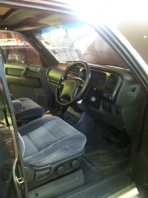 ISUZU TROOPER  ขายเป็นอะไหล่ ตามสภาพ ขายได้ขายเลย เพิ่มรูปแล้ว