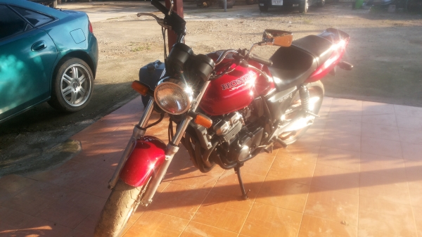 ฮอนด้า CB400