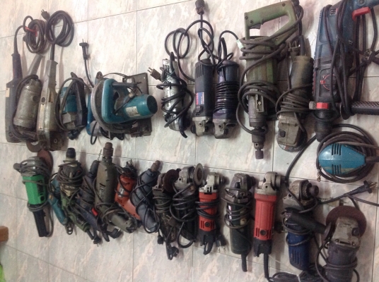 เครื่องมือช่างมากมายก่ายกองราคาถูกจริงๆสอบถามได้ครับ