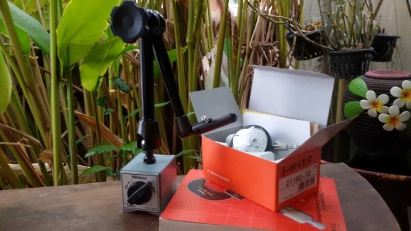 ขาย ชุด Magnetic stand + Dialgauge Mitutoyo