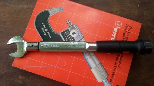 ขาย ประแจปอนด์ Tohnichi : CL25Nx10D