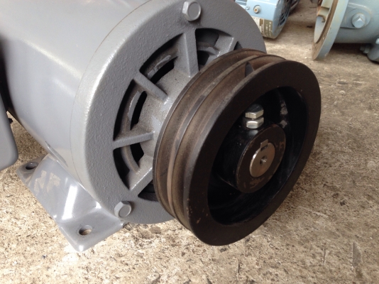 ขายมอเตอร์ Hitachi 3HP. 1450rpm. 220V ไฟบ้าน ของใหม่ไม่เคยใช้งาน สวยมาก พร้อมใช้งาน