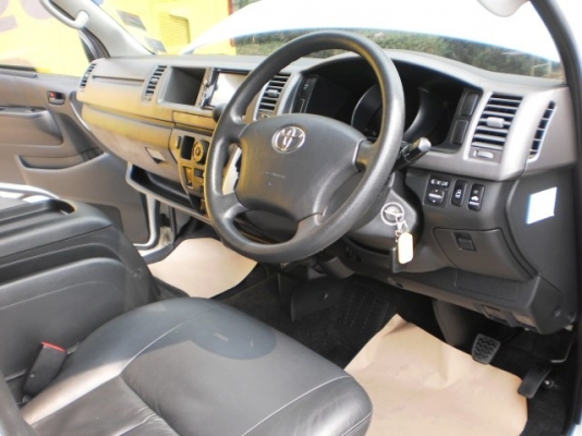 TOYOTA VENTURY 2.7 AUTO ปี2011 TOYOTA VENTURY 2.7 AUTO ปี2011