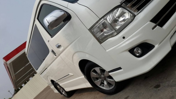 TOYOTA VENTURY 2.7 AUTO ปี2011 TOYOTA VENTURY 2.7 AUTO ปี2011