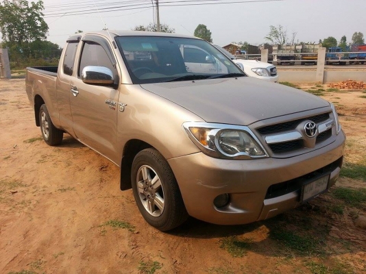 ขายรถกระบะวีโก้ ตัวG ปี2006 เครื่อง2.5 เกียร์ธรรมดา เบรกABS ภายในสวย เครื่องดี แอร์เย็น ยางดี สภาพพร้อมใช้งาน เอกสารพร้อมโอน สนใจโทร 090-8588220คุณนะ 093-3258446คุณบิว ID:narong498 หรือ www.truck.in.th/498 หรือเพจFacebook ณรงค์ ซื้อขายรถมือสอง (เว็บไซต์ส่