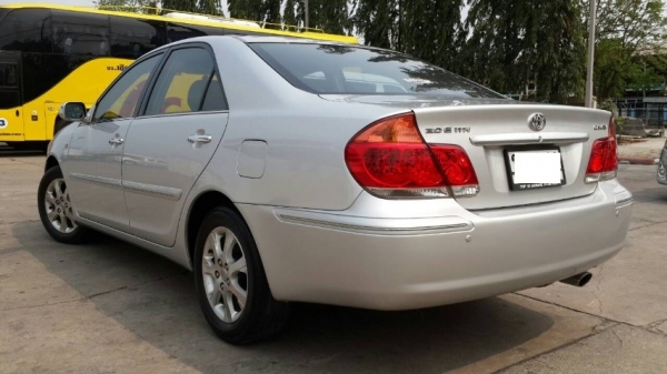 TOYOTA CAMRY 2.0