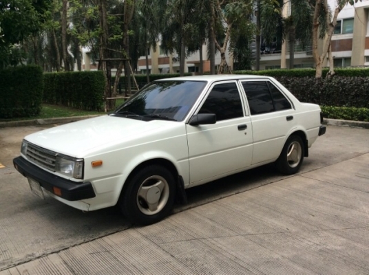 ขายรถนิสสัน ซันนี่B11 ปี89 เครื่องเดิม1.3 เกียร์ธรรมดา ภายในสวยๆเบาะหนังไม่มีขาด ภายในสะอาดไม่มีกลิ่นอับ แอร์เย็น ระบบทุกอย่างใช้ได้หมด ตัวถังสวยสีเต็มเงา แม็ก14" ยางใหม่ ภาษีไม่ขาดต่อ รถสวยพร้อมใช้งานได้เลยครับ