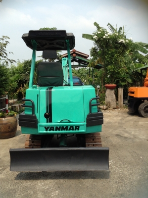 +++ ขายรถแบคโฮ  YANMAR  TC27  ดีเซล 3 สูบ  แท็กเหล็ก  ครับ