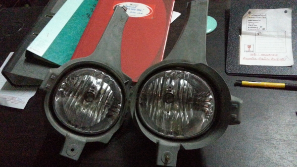 ไฟตัดหมอกวีโก้ตัวแรกของแท้ถอด พร้อมหลอด