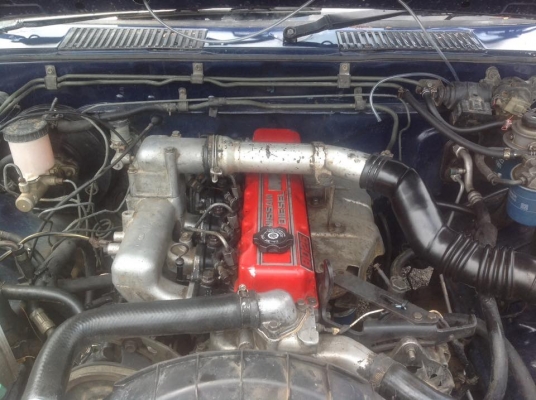 ขายนิสสันบิ๊กเอ็มปี 99 จอโค้ง เครื่อง 2500 ซีซี ฝาแดงเดิม พวงมาลัยเพาเวอร์โรงงาน สภาพสวยบาง