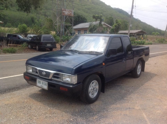 ขายนิสสันบิ๊กเอ็มปี 99 จอโค้ง เครื่อง 2500 ซีซี ฝาแดงเดิม พวงมาลัยเพาเวอร์โรงงาน สภาพสวยบาง
