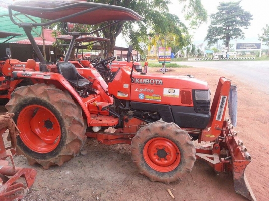 เพชรรุ่งเรืองแทรกเตอร์ ขาย L3408 พร้อมผานพรวน รถสวยเดิมๆทั้งคัน จัดส่งทั่วประเทศครับ