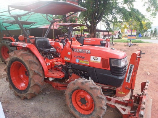 เพชรรุ่งเรืองแทรกเตอร์ ขาย L3408 พร้อมผานพรวน รถสวยเดิมๆทั้งคัน จัดส่งทั่วประเทศครับ