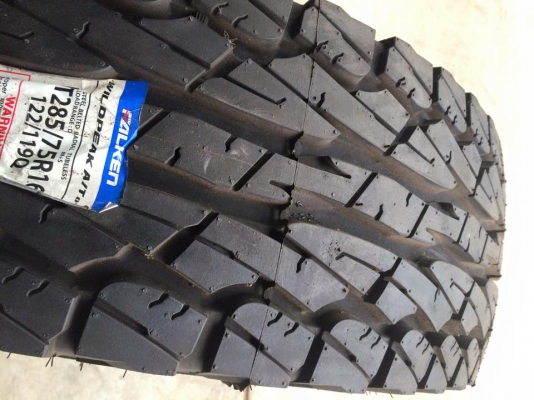 ขายยางใหม่ตกปี All-terrain Falken Wildpeak A/Tขนาด 285 75 r16 ปี13
