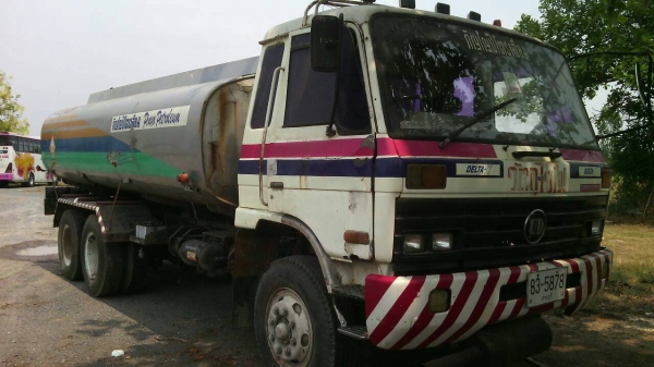 รถน้ำมัน 10ล้อ NISSAN เลขเครื่อง  NE6-015745 เลขคัสซี CWA12M-01200 แรงม้า 180 รถสวย สภาพดี สนใจติดต่อ คุณแจ๊ค 0835601591หรือ 0903494058