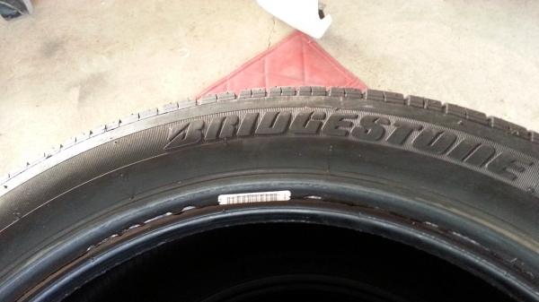ยางบริสโตน 195/50R16 ปี13 สามเส้น ยางบริสโตน 195/50R16 ปี13 สามเส้น