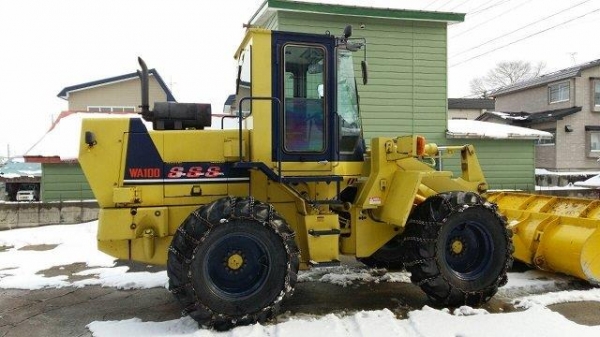 รถตักล้อยาง KOMATSU WA100-1 S/N 33107 8069 ชั่วโมง  21,899 กิโล  ปี 1991 รถนอกนำเข้าจากญี่ปุ่น