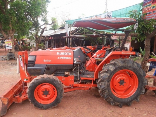 เพชรรุ่งเรืองแทรกเตอร์ ขาย L4508DIพร้อมผานพรวน จัดส่งทั่วประเทศครับ