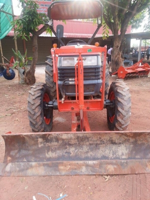 เพชรรุ่งเรืองแทรกเตอร์ ขาย L4508DIพร้อมผานพรวน จัดส่งทั่วประเทศครับ