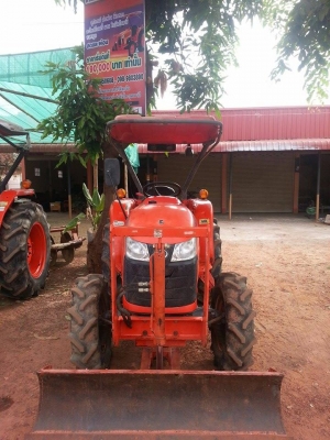 เพชรรุ่งเรืองแทรกเตอร์ ขาย L3208limitet พร้อมผานพรวน รถสวยเดิมๆทั้งคัน จัดส่งทั่วประเทศครับ