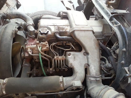 ขายรถ 6 ล้อ HINO สมอทอง 150แรง กระบะไม้ ยาว 4.30 เมตร