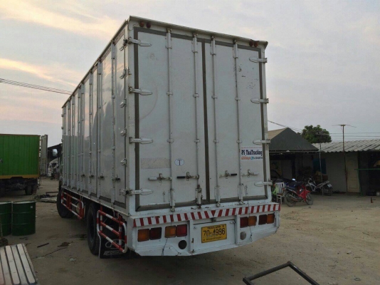 ขายรถบรรทุก 6 ล้อตู้ติดแก็สโรงงาน ISUZU FTR 240 แรงม้าปี 2554 ยาว 7.20 เมตร ราคา 1250000